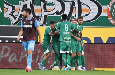 Avusturyalılar haddini aştı: Rapid kendini kandırma Trabzonspor çok zayıf!