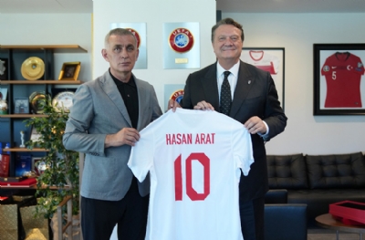 Beşiktaş Başkanı Hasan Arat TFF'de! Hacıosmanoğlu ile kritik görüşme