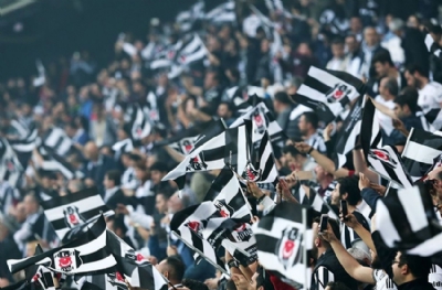 İsviçre işgal edilecek! Beşiktaşlı taraftarlar Lugano'yu fena korkuttu