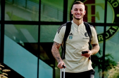 Southampton Bijlow'un peşinde
