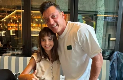 Mesut Özil ile Yaz Yıldırım  buluştu