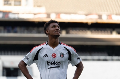 Beşiktaş durdurulamıyor! Yeni transfer resmen açıklandı