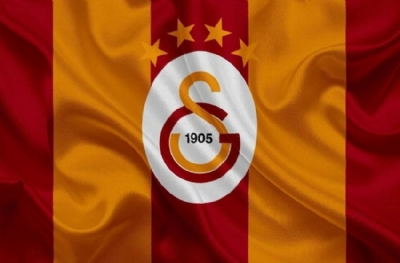Şampiyonlar Ligi'nden elenen Galatasaray'da kılıçlar çekildi