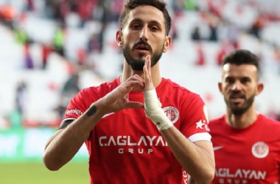 İsrail propagandacısı Beşiktaş'a rakip oldu