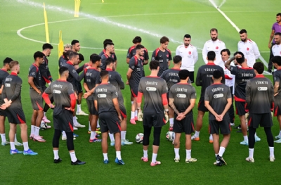 A Milli Futbol Takımı, Galler maçı hazırlıklarına başladı