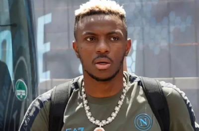 Galatasaray, Victor Osimhen'i KAP'a bildirdi