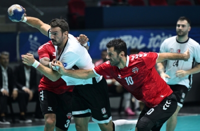 Spor Toto - Beşiktaş: 29-30 (MAÇ SONUCU)