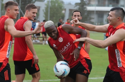 Antalyaspor'da Kasımpaşa hazırlıkları sürdü