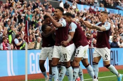 Aston Villa ikinci yarıda coştu
