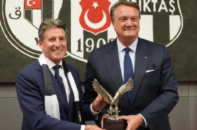 Beşiktaş Başkanı Arat, Dünya Atletizm Birliği Başkanı Sebastian Coe'yu ağırladı