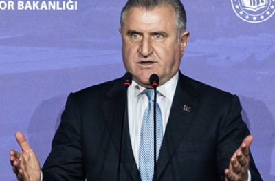 Bakan Bak Anadolu Efes'i kutladı