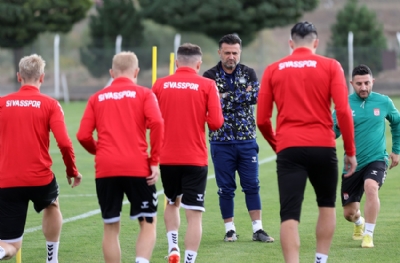 Sivasspor'da Göztepe hazırlıkları sürdü