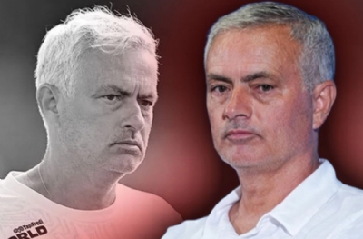 Mourinho eski takımı Manchester United'a 21 milyon euro'luk çek imzalatabilir