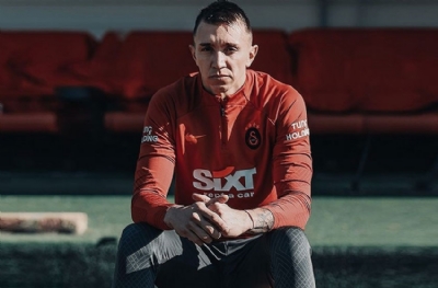 Muslera'da Mondragon korkusu! Chelsea'nin kalecisinin menajeri Florya'ya geldi