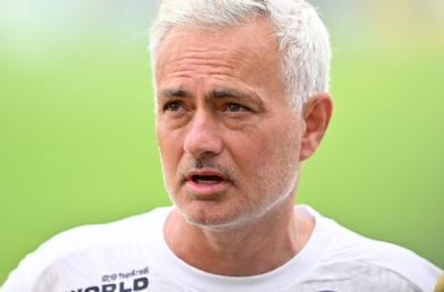 Hollandalılar Mourinho'yu yenemiyor