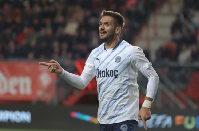 Hollanda, Tadic'i konuşuyor