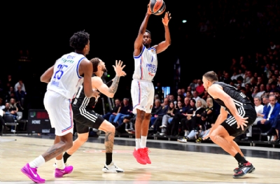 Virtus Bologna - Anadolu Efes: 67-76 (MAÇ SONUCU)