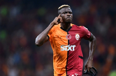 Osimhen takımı yalnız bırakmadı