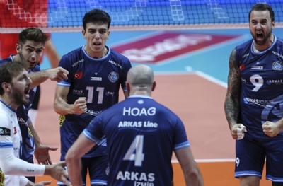 Arkas Spor, Efeler Ligi'nden çekilecek