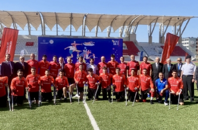 Ampute Milli Futbol Takımı'ndan Kırşehir'de gösteri maçı 