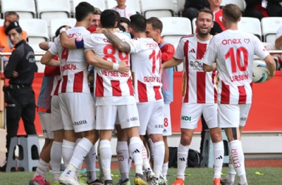 Derbi Emre Belözoğlu'nun! Antalyaspor - Alanyaspor maç sonucu: 2-1