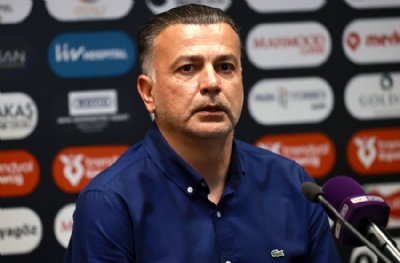 Murat Şahin: Umarım Hatayspor tekrar hak ettiği yere çıkar.
