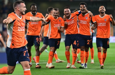 Başakşehir-Cherno More: 4-0 (MAÇ SONUCU)