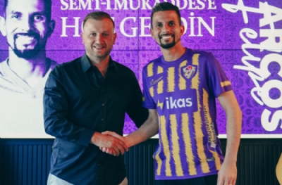 Berke Özer'in yeri çabuk doldu