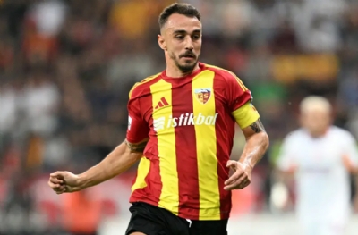 Gökhan Sazdağı Beşiktaş'ta! Transfer resmen açıklandı