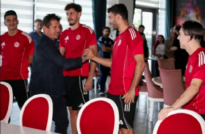 Antalyaspor ile Emre Belözoğlu yollarını ayırdı
