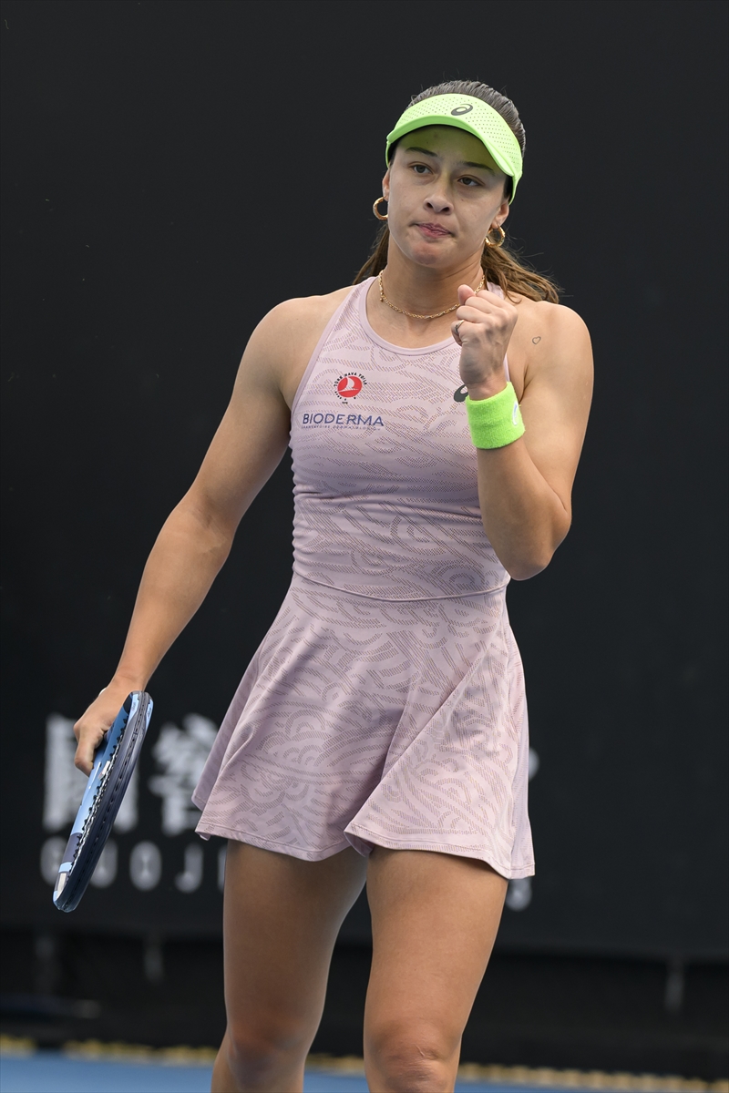 Zeynep Sönmez