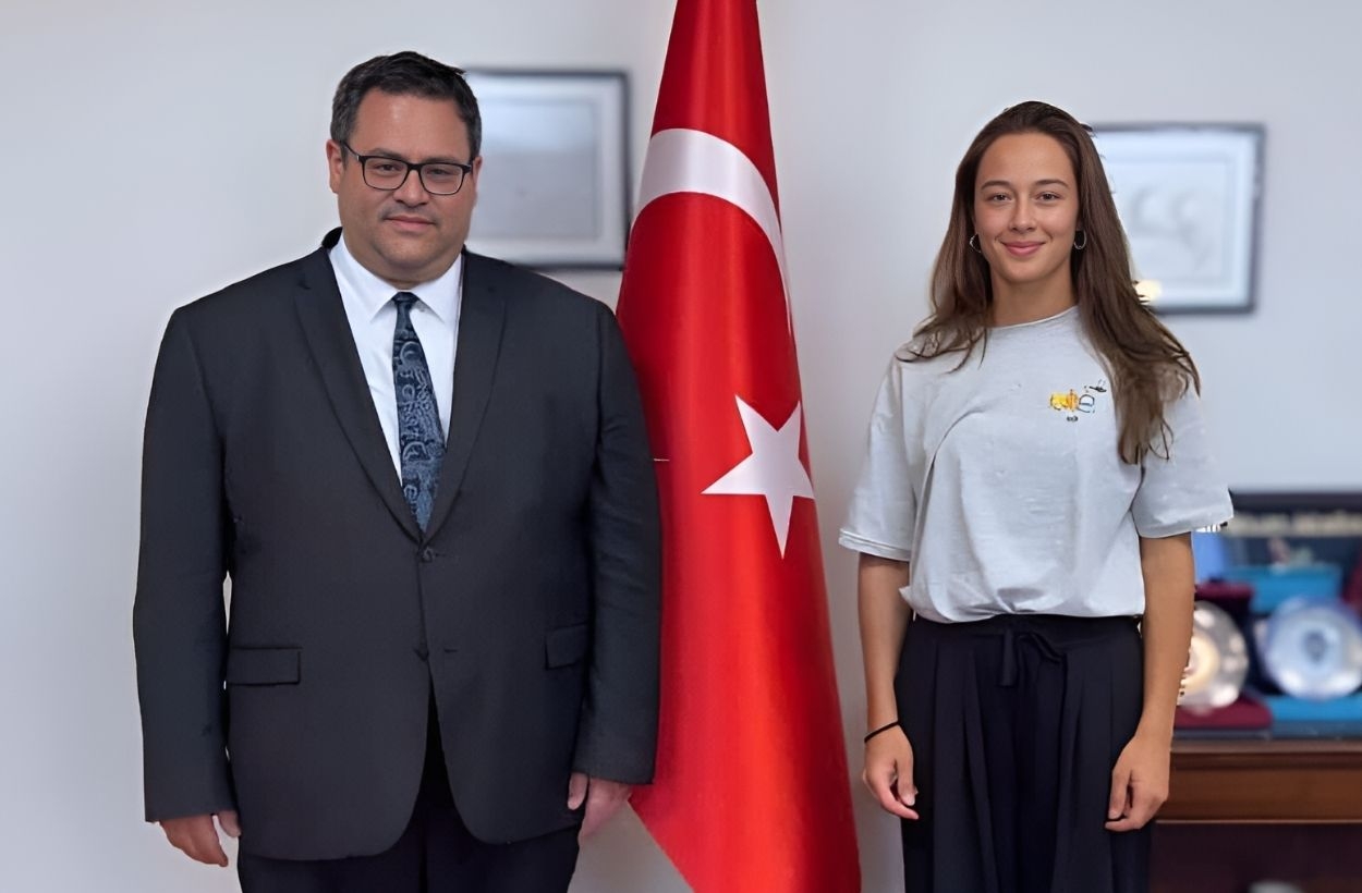 Zeynep Sönmez’den Melbourne Başkonsolosluğu’na ziyaret
