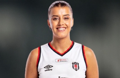 Beşiktaş libero Simay Kurt'u transfer etti