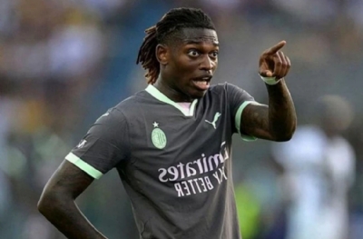 Fenerbahçe peşinde ama Rafael Leao'nun hayali başka