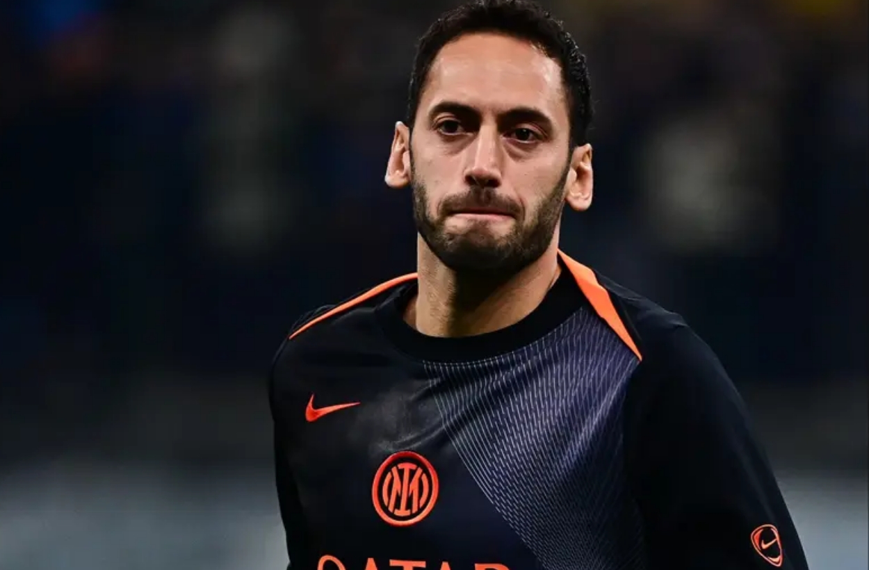 Galatasaraylısın, Fenerbahçe'ye faydan olur mu? İşte Hakan Çalhanoğlu'nun cevabı