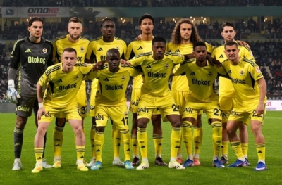 Fenerbahçe'de 3 oyuncu kadro dışı