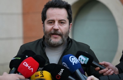 Erden Timur'dan demir parmaklıklar arkasından vefa mesajı