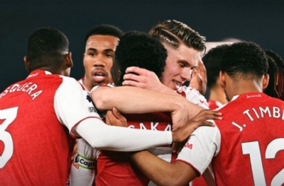 Arsenal 22 yıl sonra başardı
