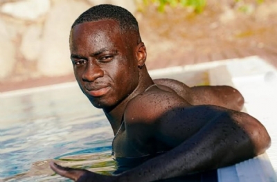 Aslan'a Senegalli orta saha: Habib Diarra