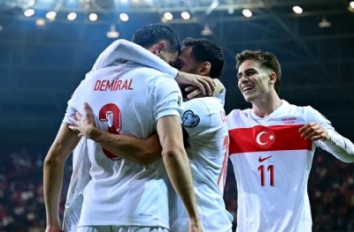 Çeyrek final yetmez! Türkiye'yi yarı final anca keser