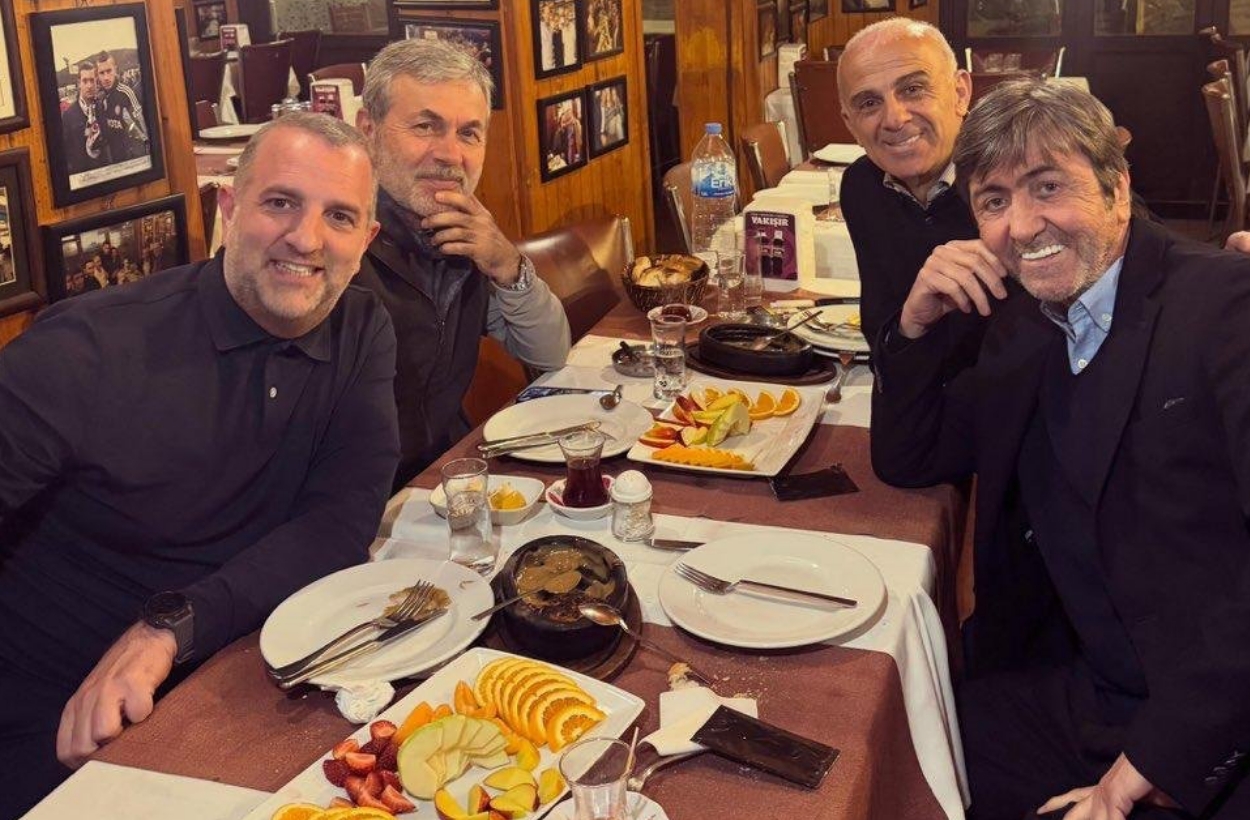 Fenerbahçe'nin futbol aklı bir arada! İşte masadaki isimler