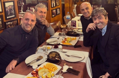 Fenerbahçe'nin futbol aklı bir arada! İşte masadaki isimler