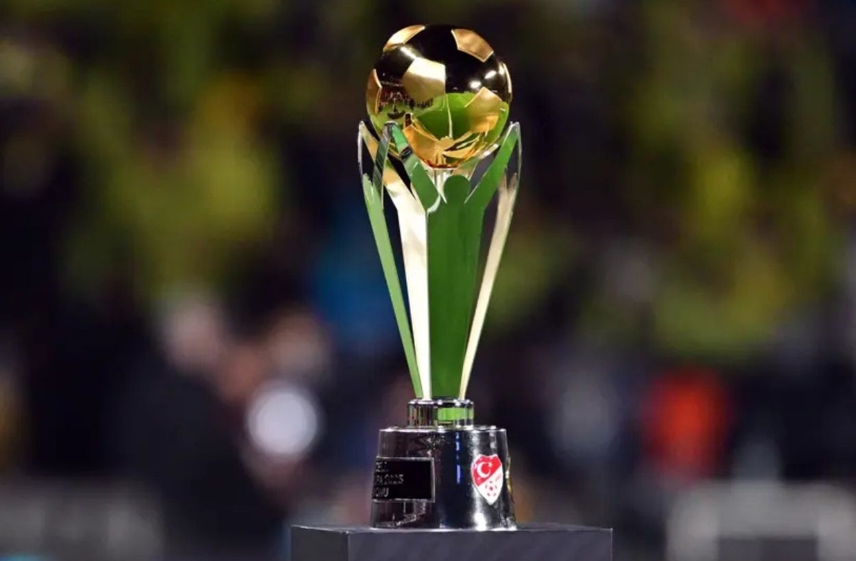 Şimdi sıra Süper Kupa'da: Derbi heyecanı yaşanacak