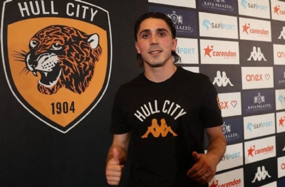 Hull City Premier Lig’e çıktı, Trabzonspor köşeyi döndü!