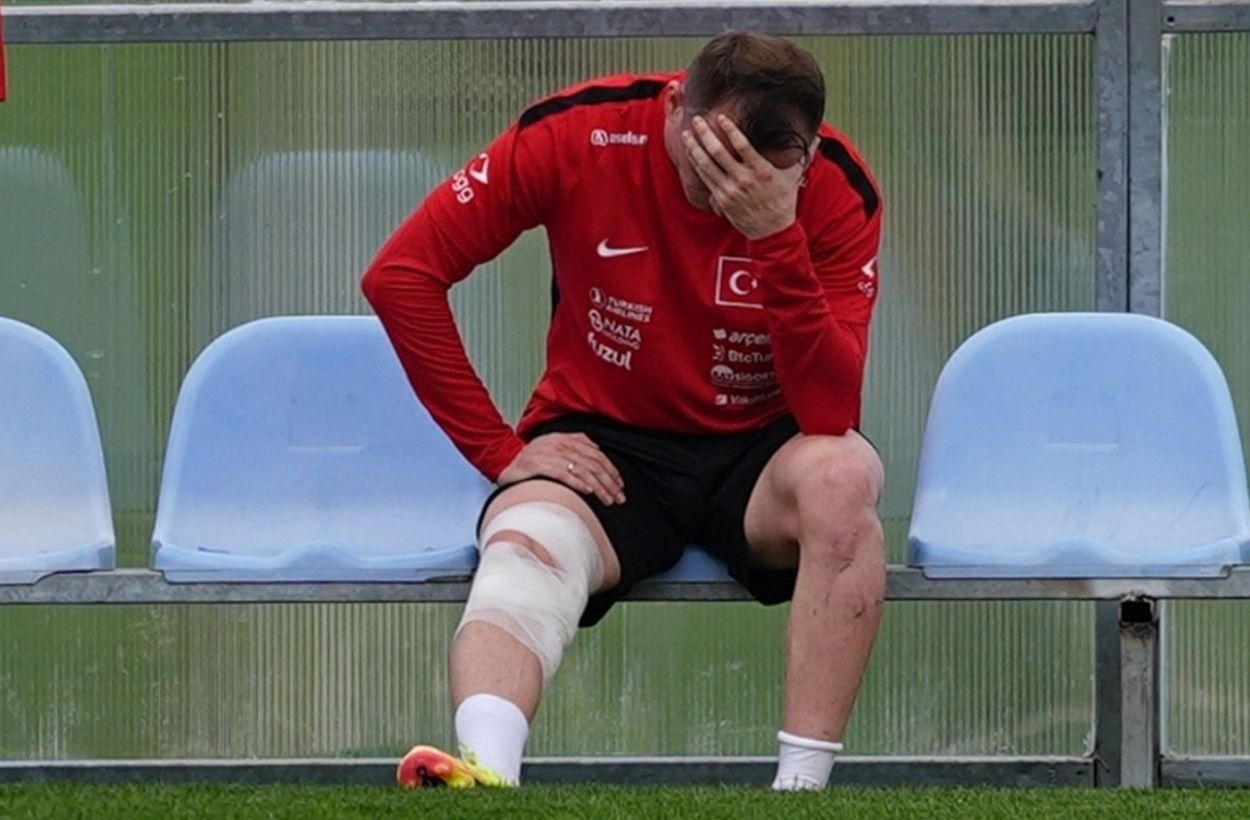 Kerem Aktürkoğlu'ndan haber var! Menisküs korkusu vardı