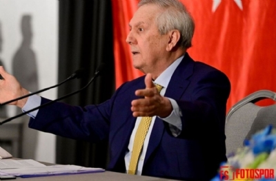 Galatasaray bayrakları engel oldu: Aziz Yıldırım iptal etti