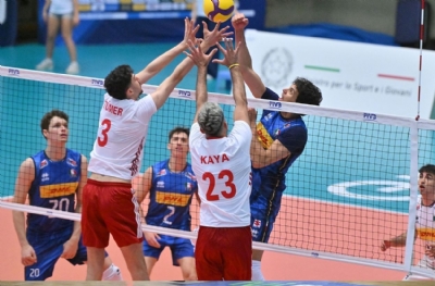 Filenin Efeleri, İtalya'ya 3-0 mağlup oldu