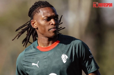 Dön dolaş Galatasaray! Rafael Leao manşetlerden inmiyor