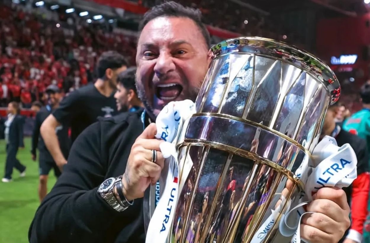 Serdal Adalı'dan ters köşe! Kupa canavarı 'El Turco' sürprizi