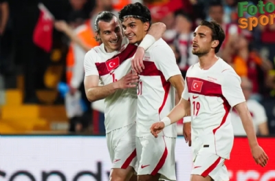 Galatasaray Can Uzun için bastırıyor! 60 milyon Euro'dan başladı